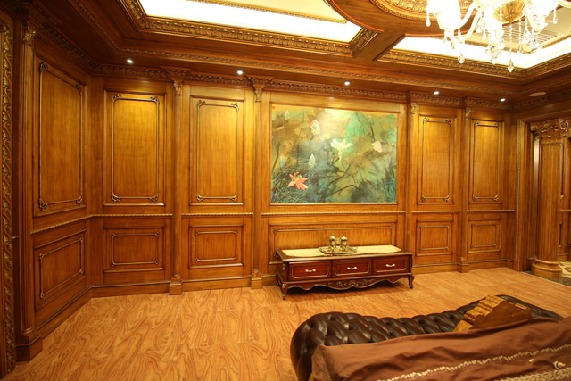 臥室內(nèi)墻板